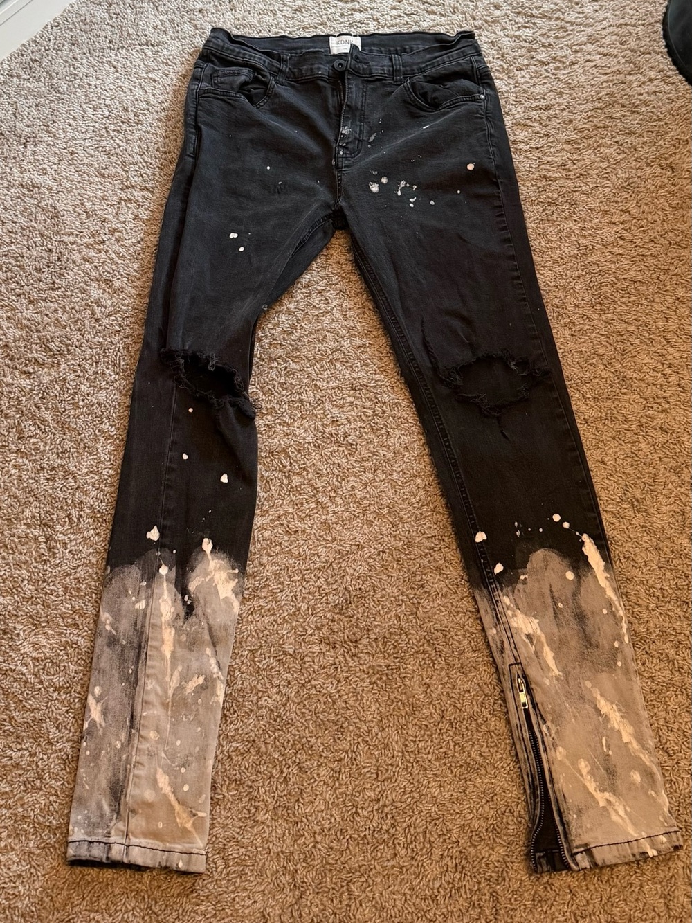 Fashion Nova Black Distressed Paint-Splash Slim Fit Men's Jeans